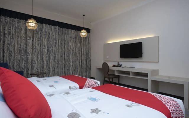 Hotel Holmes GP - photo 4