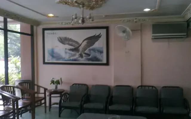 Region Hotel - photo 3