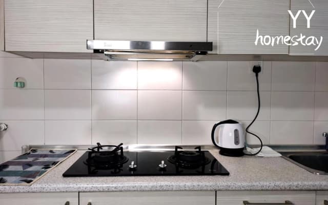 Rainforest City House Greenfield Regency - Paradigm, Sutera & UTM area - photo 2