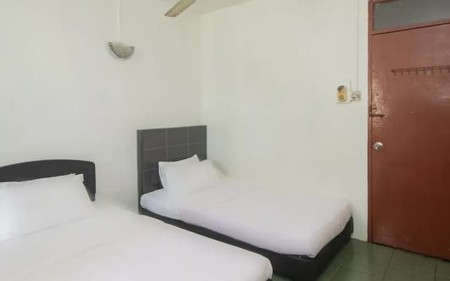 To Day Hotel by OYO Rooms - photo 3