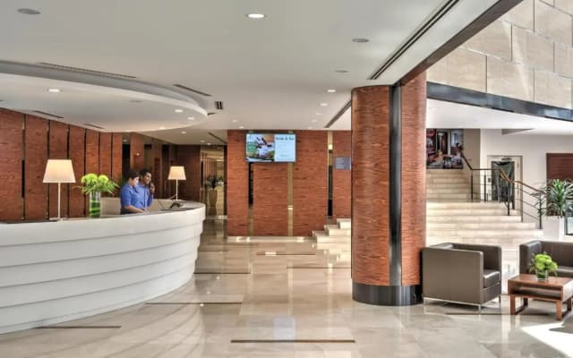 Oakwood Hotel & Residence Kuala Lumpur - photo 2