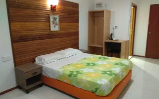 Arung Hayat Sipadan Adventures Lodge - photo 3