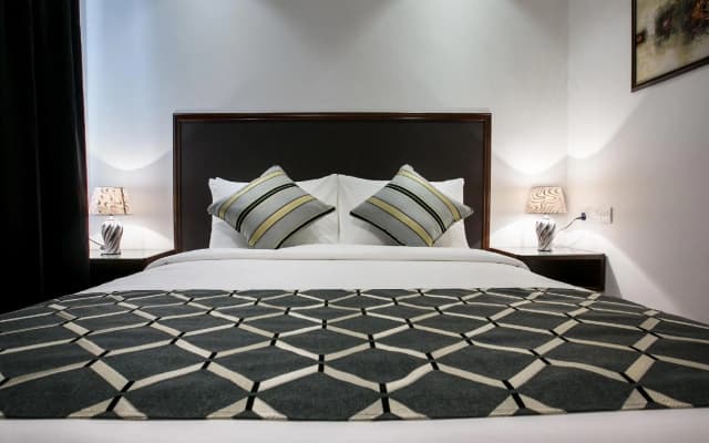 Belllo Hotel JB Central - photo 5