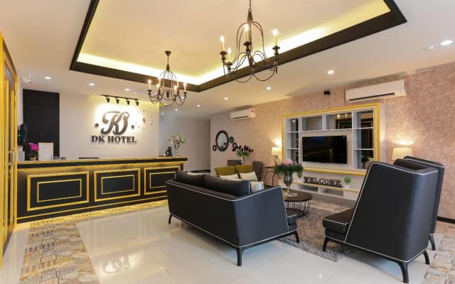 DK Hotel - photo 2