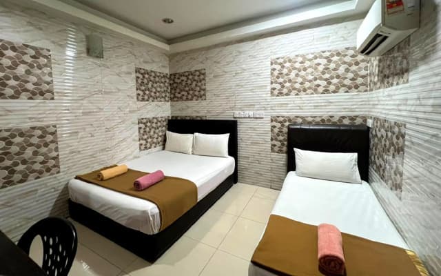 ARK Hotel Subang Airport - photo 2