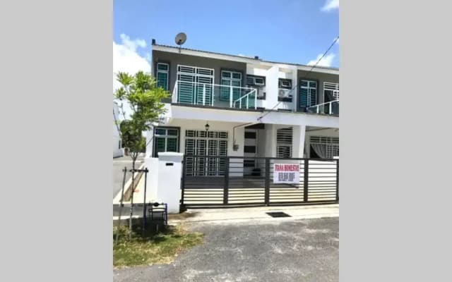 Near Draw Bridge and KT City - Ivana Homestay Unit E - photo 2