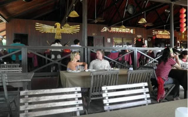 Survivor Lodge Pulau Tiga - photo 5