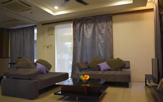 67 Residence - photo 2