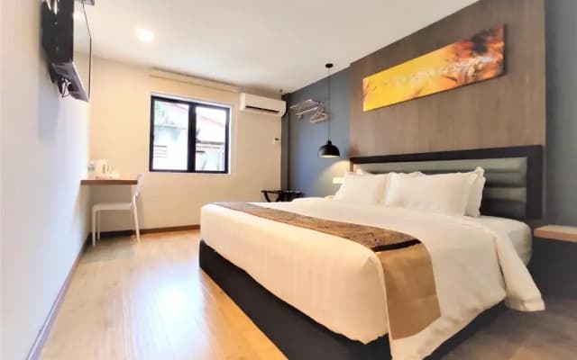 Apple Suites Hotel - photo 2