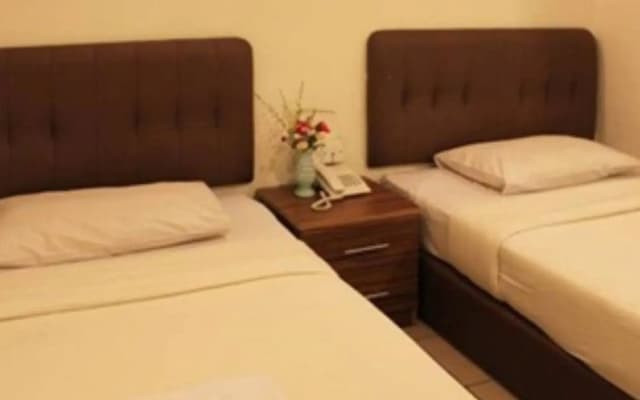 One Hotel Sadong Jaya - photo 4