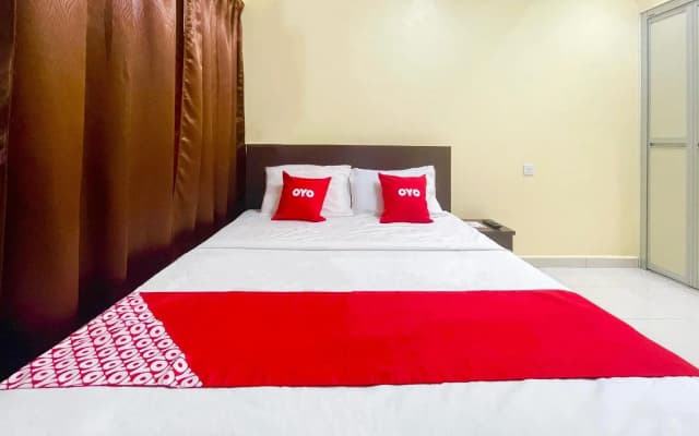 OYO 90369 Safari Hotel Lumut - photo 5