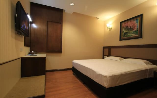 Ming Paragon Hotel - photo 2
