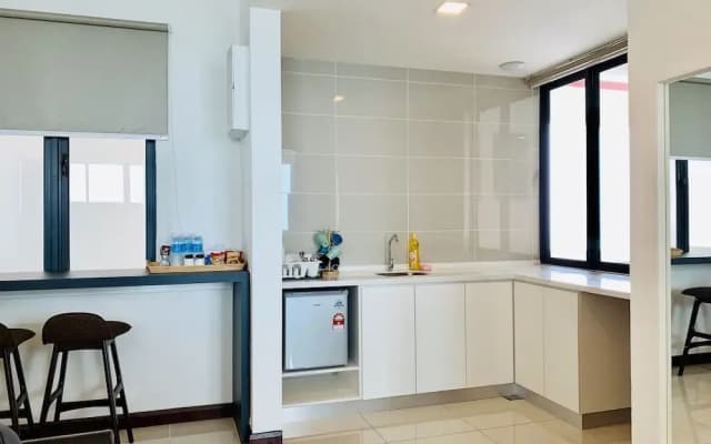 D'wharf Residence PD Waterfront Family Deluxe Suite by AirPlan - photo 4