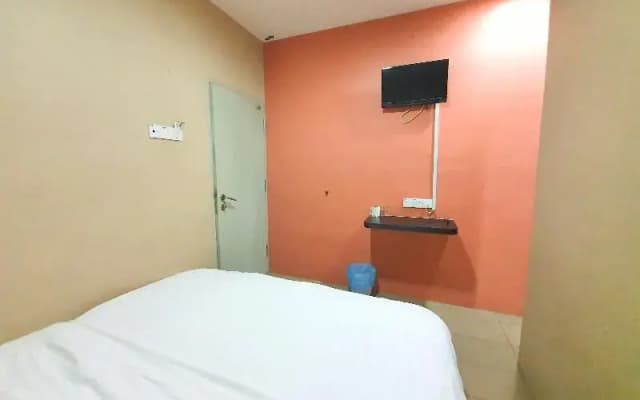 Inn Hotel - photo 4