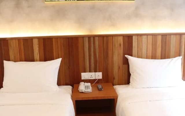 De House Hotel - photo 5