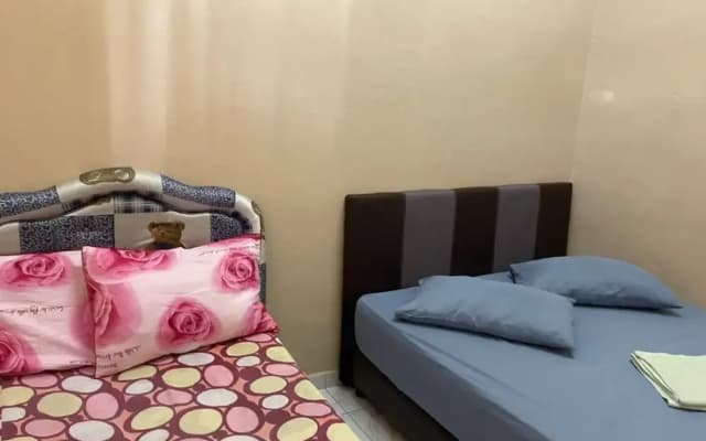 OYO Home 90424 Embun Homestay - photo 4
