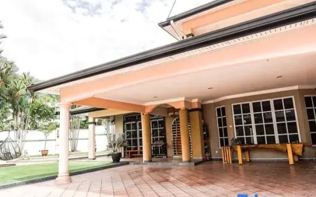 Wangsa Maju Luxury Villa with Private Pool-12pax - photo 3