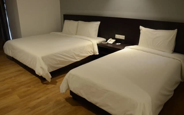 Summit Signature Hotel OUG Kuala Lumpur - photo 5