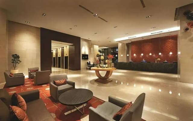 Family Apartment At Times Square - photo 2