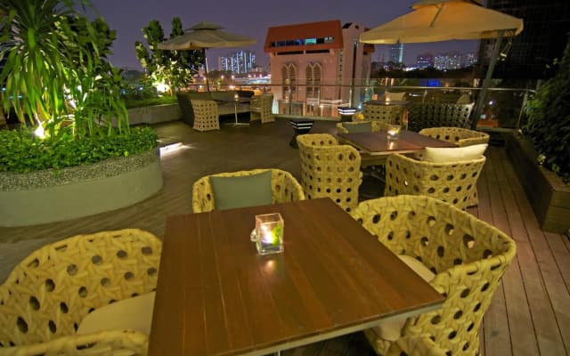 Sunshine Services Apartment - photo 4