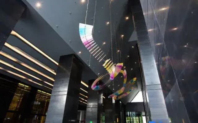 Hill 10 Residence at I City By My Trip & My Stay - photo 2