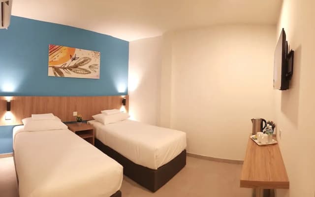 Hotel Orkid Port Klang - photo 5