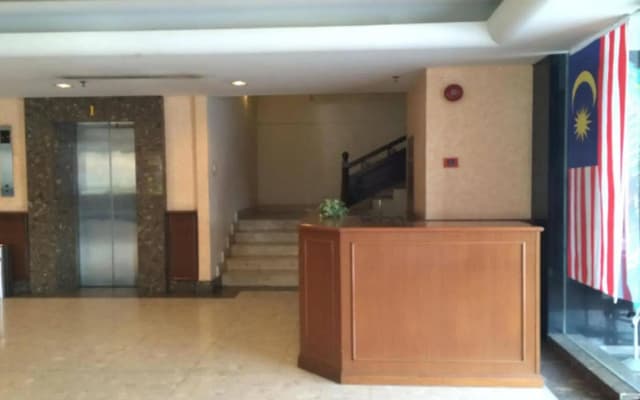 Mandarin Pacific Hotel - photo 2