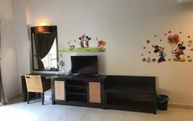 Gold Coast Morib Mickey House - photo 3