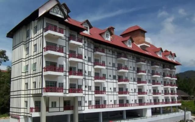 Misty Apartments@Iris House Resort - photo 3