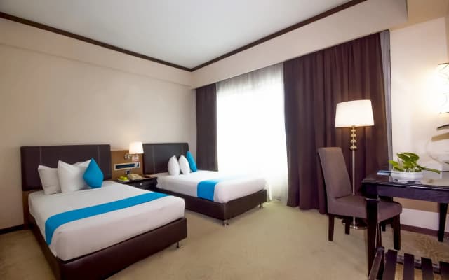 Kinta Riverfront Hotel & Suites - photo 2
