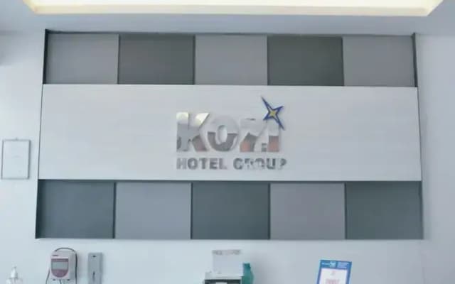 Kozi Hotel - Bukit Indah - photo 2