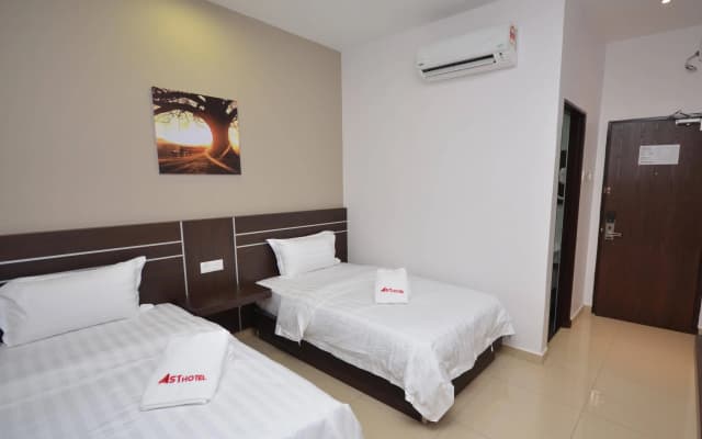 AST Hotel - photo 3