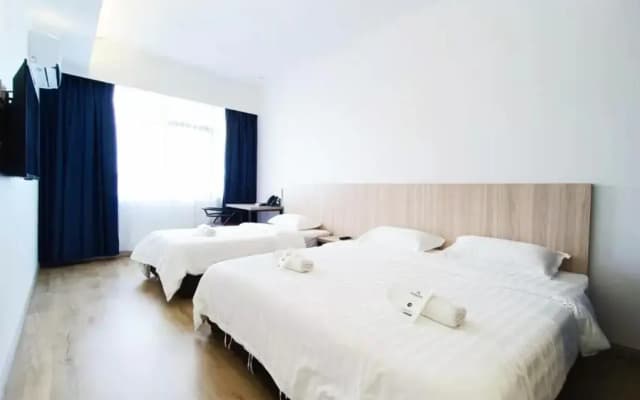 Starlink Hotel - photo 4