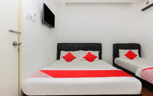 OYO 717 MR J Hotel Wakaf Che Yeh 2 - photo 4