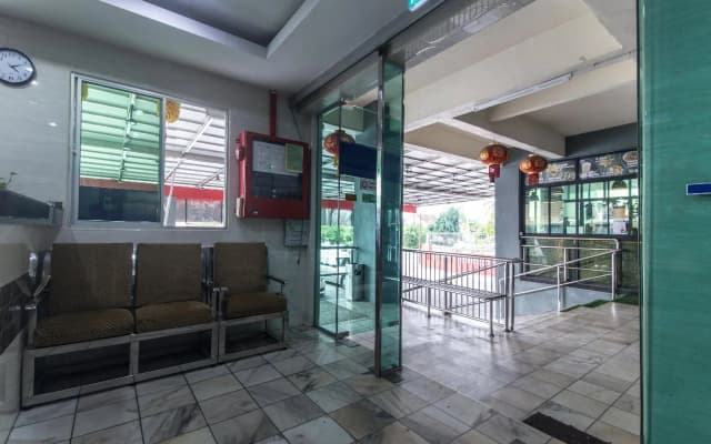 Super OYO Capital O 804 Hotel Pinji - photo 2