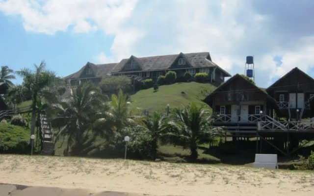 Borneo Tempurung Seaside Lodge - photo 2