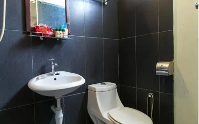 OYO Rooms Jalan Airport CIty - photo 4