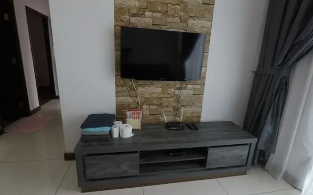 3R2B Seaview Condo - photo 4