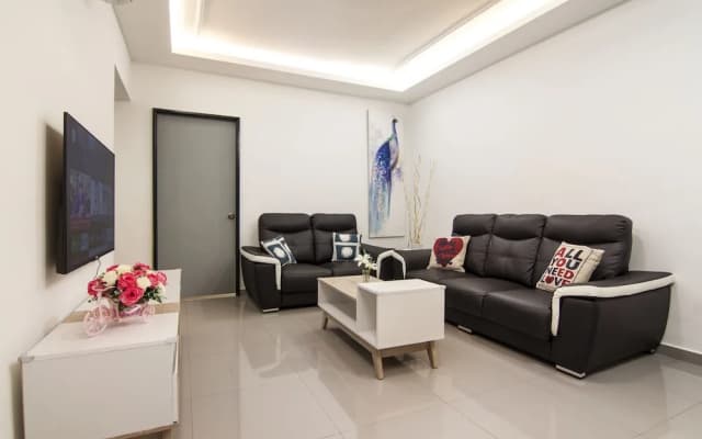 PWTC Bistari Service Apartment - photo 2
