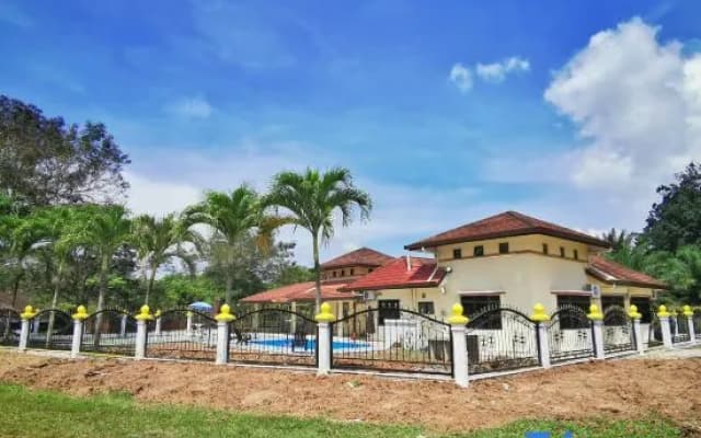 Yussy Homestay at Afamosa Villa - photo 5