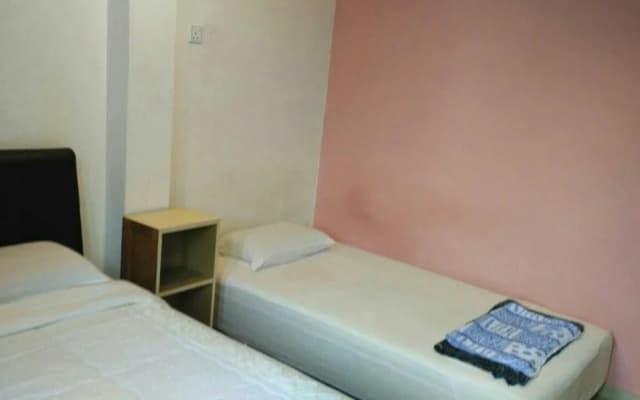 KK Hotel - photo 2