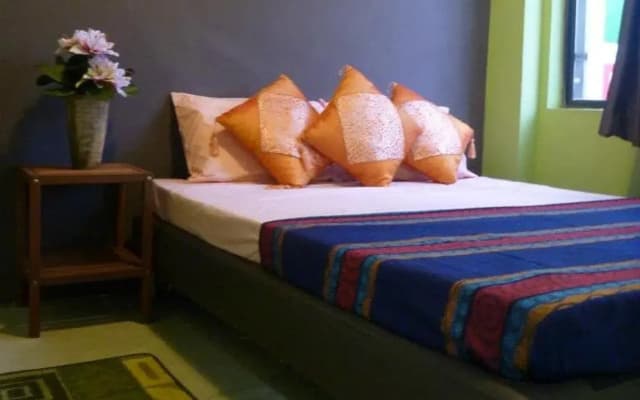 Batu Bata Guesthouse - photo 4