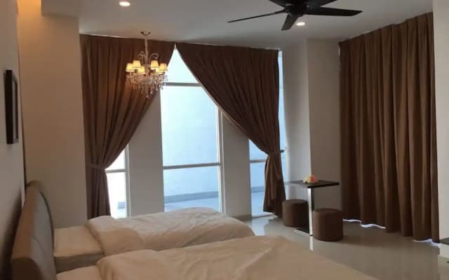 Summertime Maritime Suites - photo 2