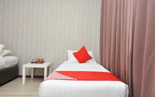 OYO 886 ADA Hotel & Apartment - photo 4