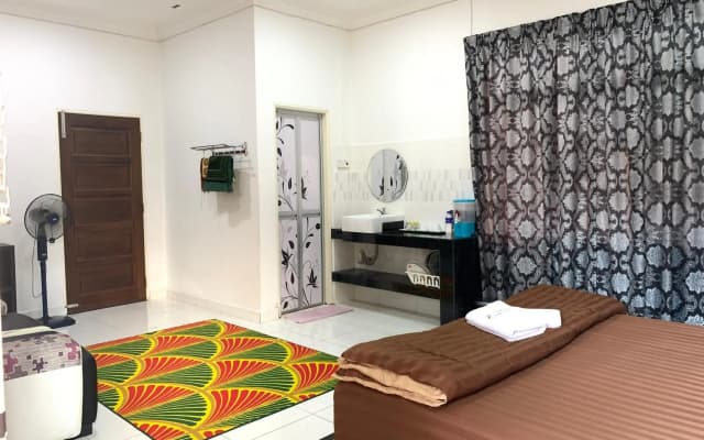 Wan Danisha Villa Inn - photo 2