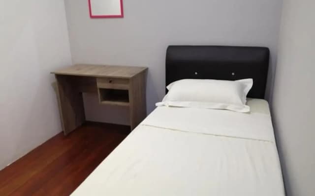 Single Room in Kuching Center - photo 3