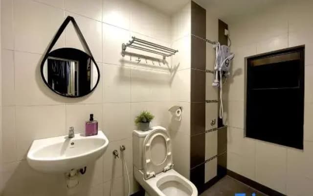 2BR Equine 6 Pax | Wifi+ Netflix | UPM |KLIA | MRT - photo 2
