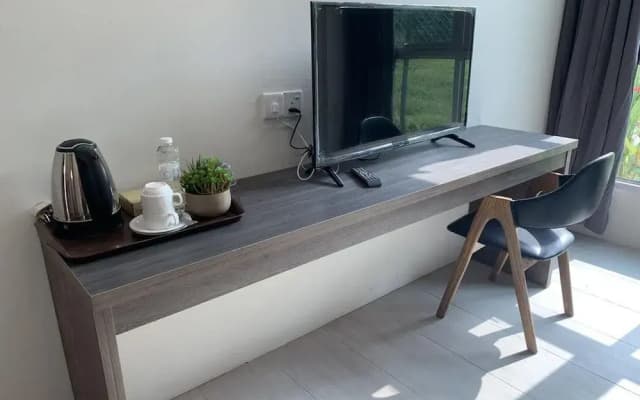 The Sassy House - photo 5