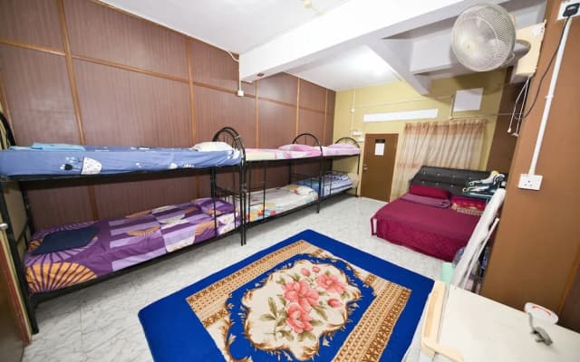 OYO 90915 Ilham Villa - photo 5