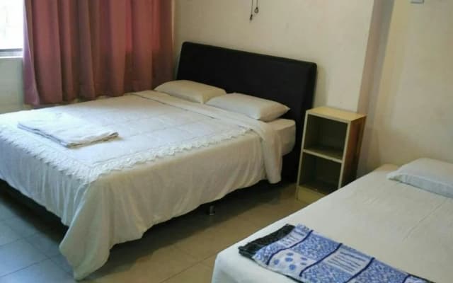 KK Hotel - photo 3